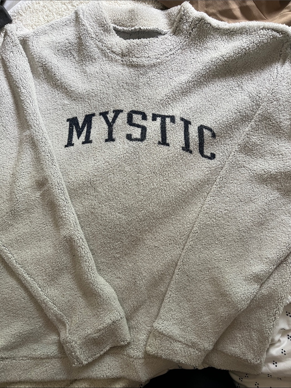 Cozy Cream sweatshirt with 'MYSTIC' Logo